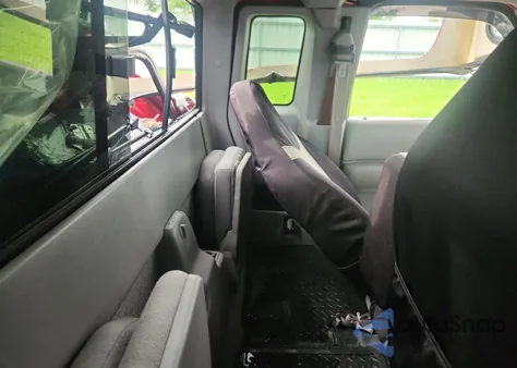 1998 Ford Ranger Super Cab из США, поврежденный, VIN 1FTYR14X1WPB28575